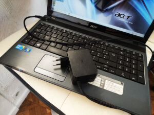 Laptop ASER ASPIRE 5733